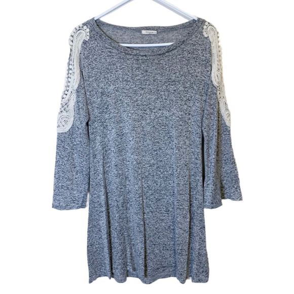 12 Pm By Mon Ami Dress Tunic Gray Knit Lace Cold Shoulder Flowy Size Small - Picture 1 of 6